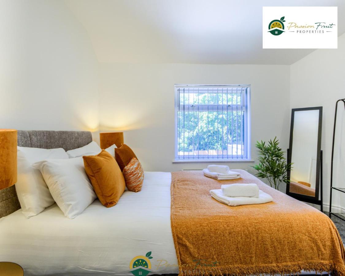 3 Bedroom Coventry House By Passionfruitproperties With Free Wi-Fi, Large Garden And Driveway - 52Nrc Buitenkant foto