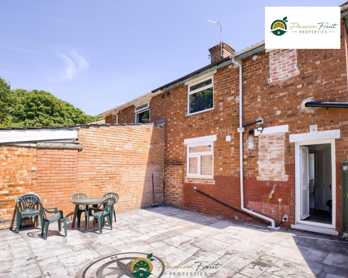 3 Bedroom Coventry House By Passionfruitproperties With Free Wi-Fi, Large Garden And Driveway - 52Nrc Buitenkant foto